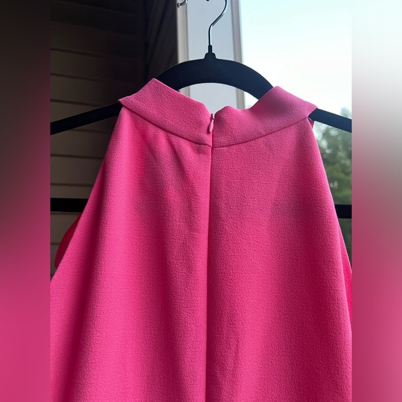 ๐ ๐บ Vince Camuto Fuchsia Halter Jumpsuit with Bow Party Wedding Chic Size 12 NWT - Picture 10 of 15